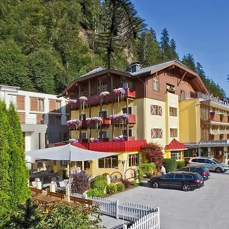 Hotel Badhaus Zell am See