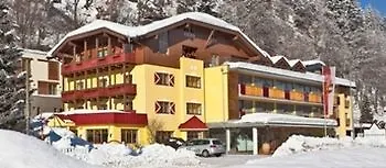 Hotel Badhaus 4*