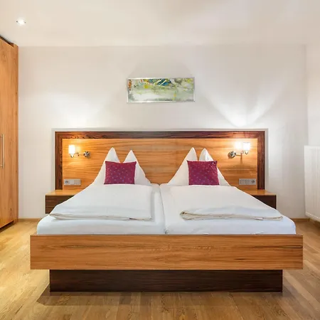 Badhaus Hotel 4*