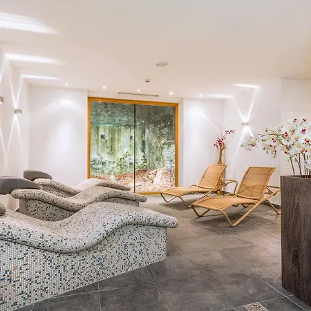 Badhaus Hotel 4*
